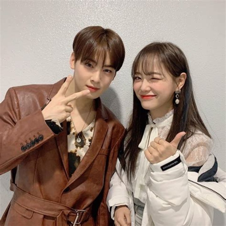 [SBS Star] gugudan SEJEONG & ASTRO Cha Eunwoo Boast Their Everlasting