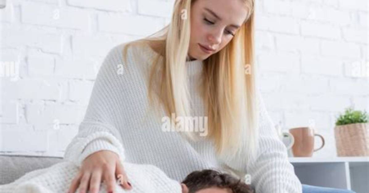 Sen Sick Girlfriend | Who Is the Girl in His Youtube Video