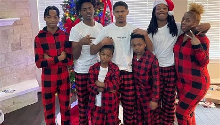 Shakur Stevenson Parents Malikah Stevenson And StepFather Shahid