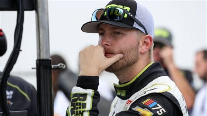 &ldquo;She&rsquo;ll Stay Out&rdquo; William Byron Rules Out Split Allegiances of