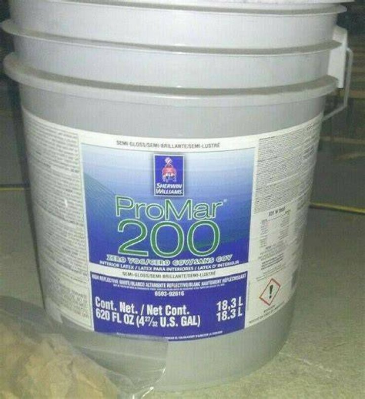 Sherwin Williams EgShell ProMar 200 5 Gallon bucket Bait Buckets