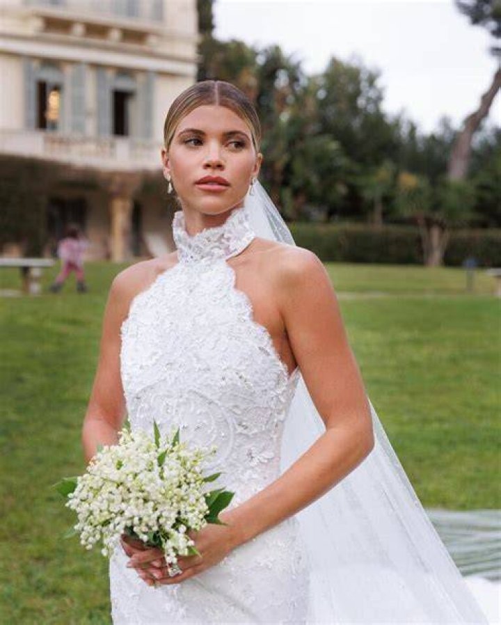 Sofia Richie Wedding Bride Barefoot Dancing To Good Charlotte