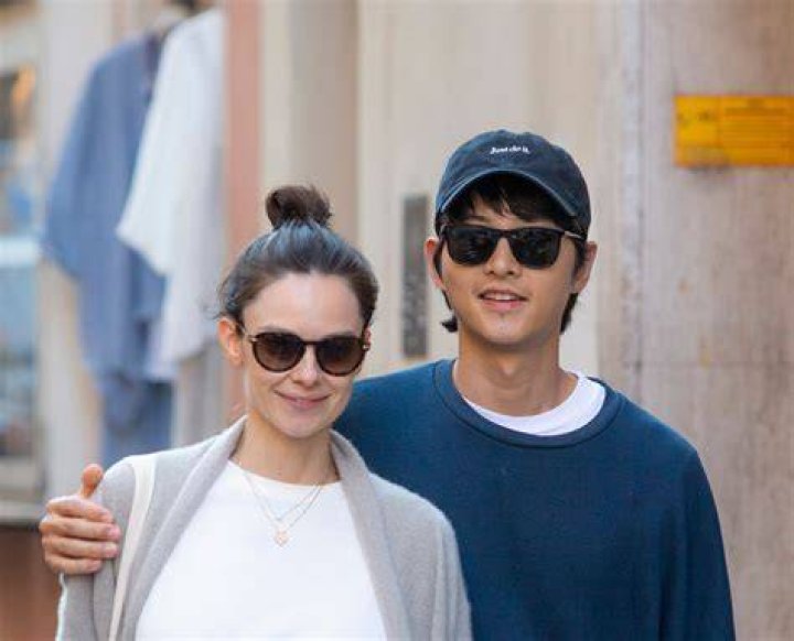 Song Joongki And Katy Louise Saunders Blessed With A Baby Boy, Actor