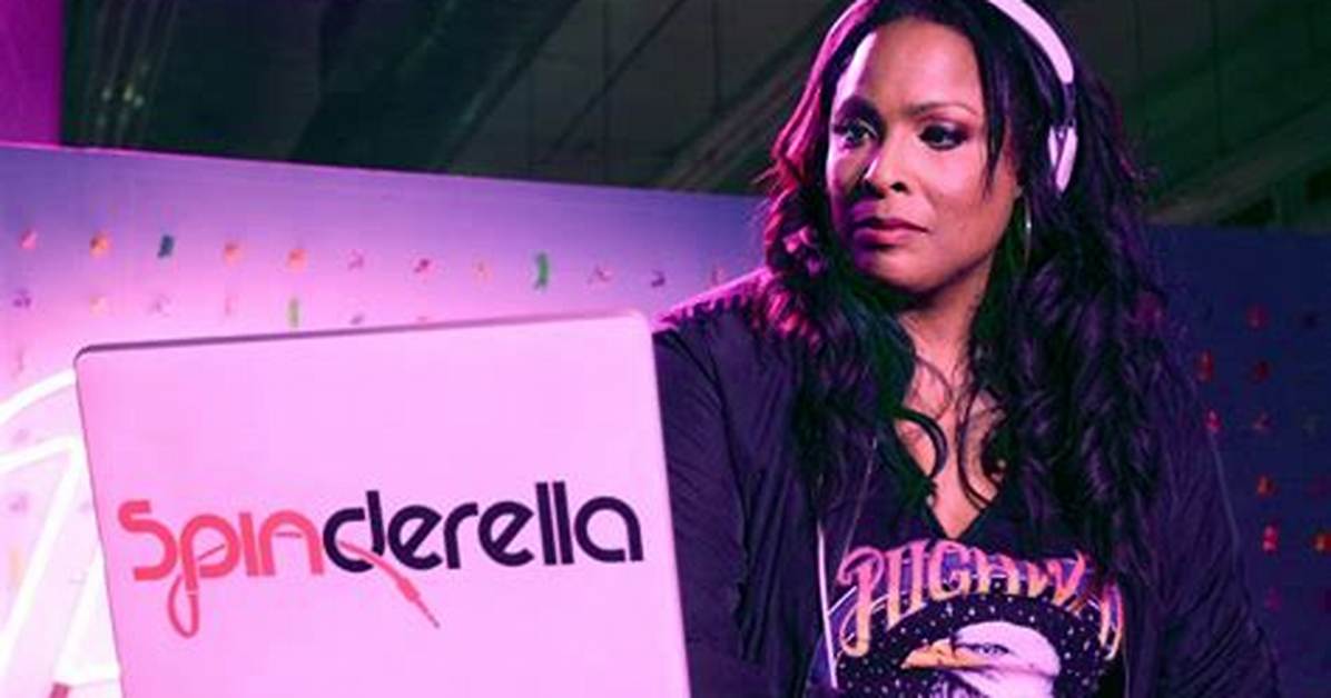 Spinderella Net Worth – How Much Is Spinderella Worth?