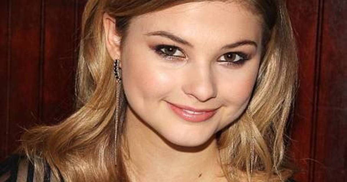 Stefanie Scott