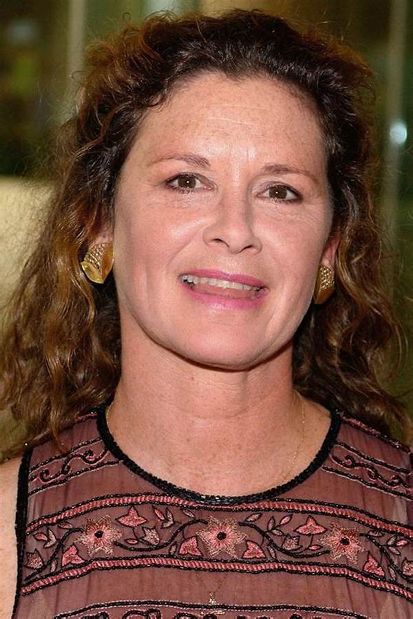 Stephanie Zimbalist