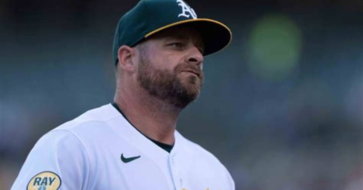 Stephen Vogt Net Worth, Age, Bio, Wiki, Career, Family, Nationality, Ethnicity, Partner, Photos and Facts