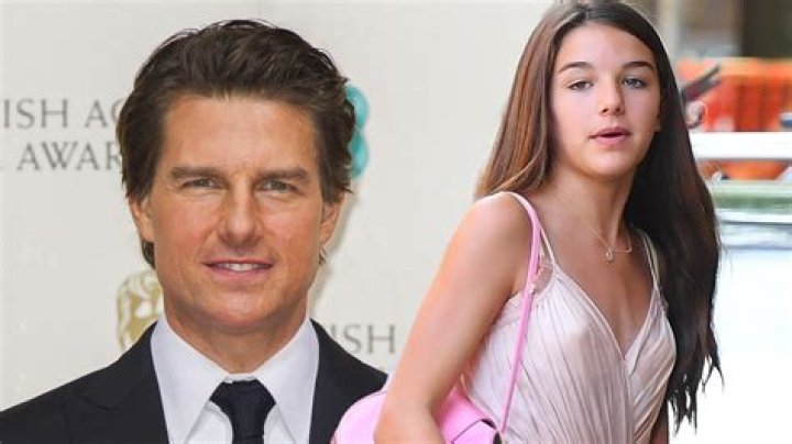 Suri Cruise Age, Net Worth, Boyfriend, Family, Height and Biography