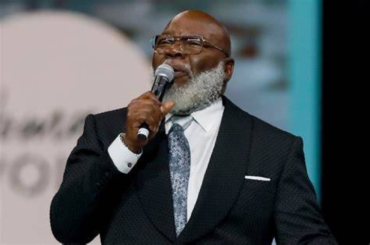 T.D. Jakes Lands His Own Talk Show The Gospel Guru