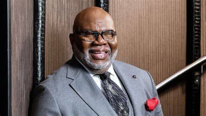 T.D. Jakes Restores Pastor Who Stepped Down After Allegations of Affair