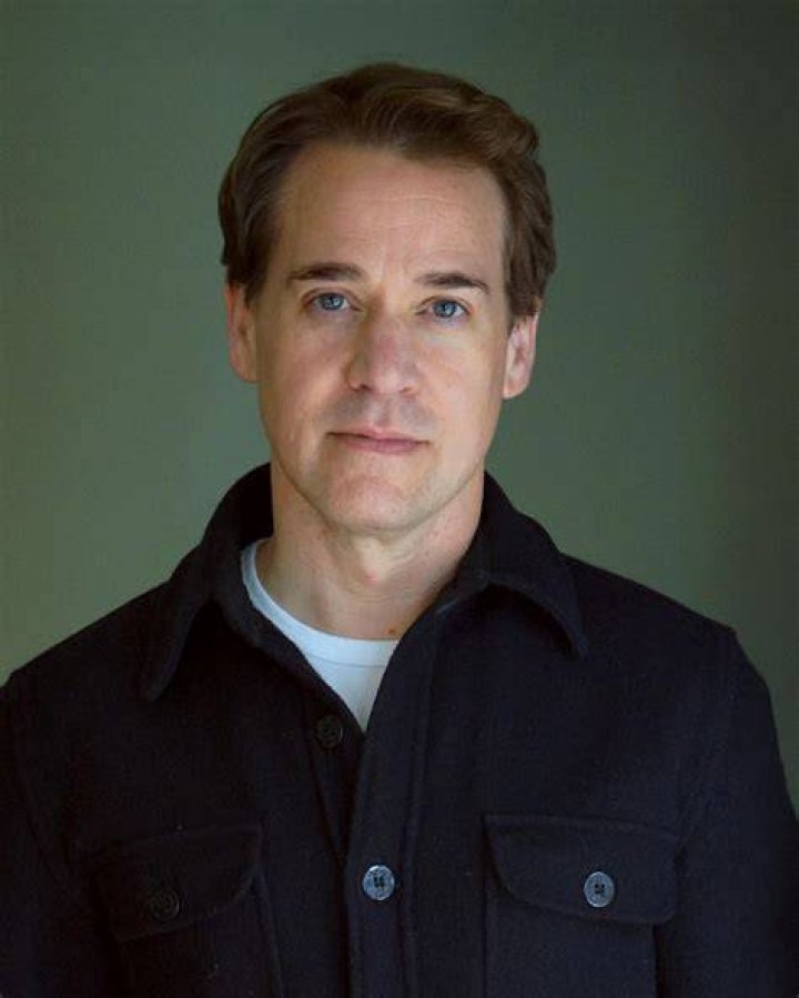 T.R. Knight 2018 dating, tattoos, smoking & body facts Taddlr