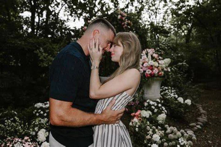 Taylor Swift and Travis Kelce Attend Oscars 2024 Gucci Afterparty