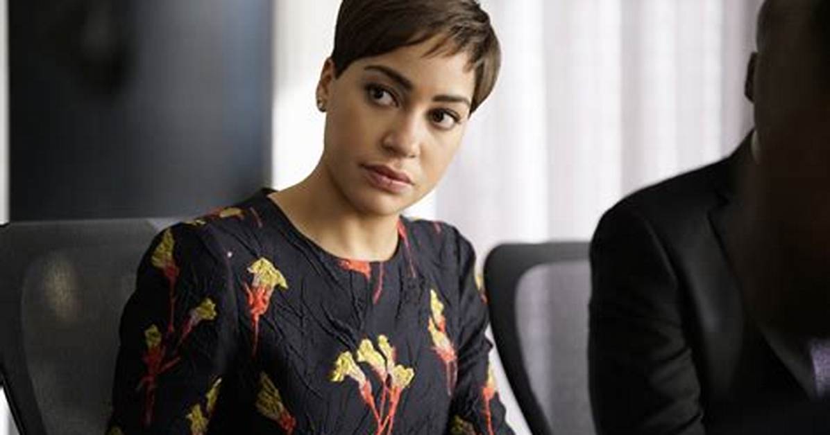 'The Good Fight's Cush Jumbo Is Also Preparing to Play Hamlet