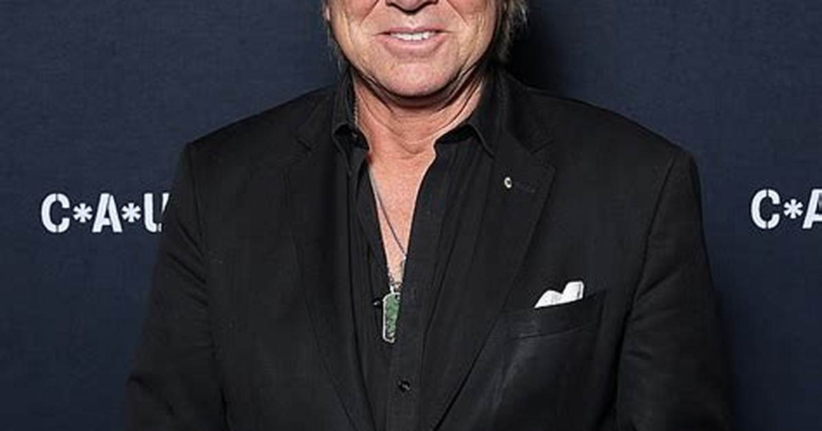 The Internet Is Trending with Richard Wilkins Son Dress