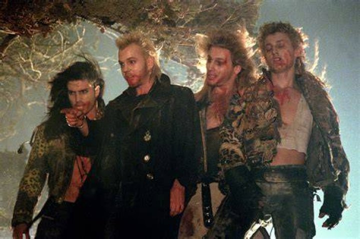 The Lost Boys (1987) Lost boys movie, The lost boys 1987, Lost boys