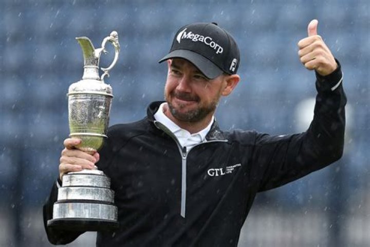 The Open champion Brian Harman returns home to surprise celebration