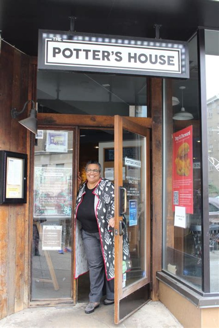 The Potter&rsquo;s House of North Dallas Reopens for InPerson Service After