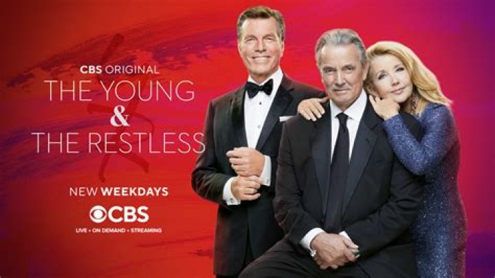 THE YOUNG & THE RESTLESS' Justin Hartley Shows Off His Hot Body in New