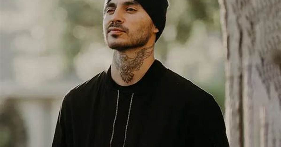Things to Know About Manny Montana’s Wife and Son