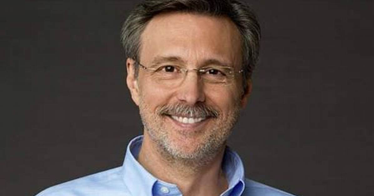 Thom Hartmann Program, Bio, Wiki, Age, Wife, Radio, Podcast, Show, Books, Salary, and Net Worth