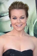 Tina Gullickson Net Worth – Age, Height, Career, Wiki & Biography