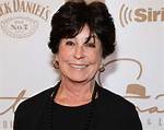 Tina Sinatra
