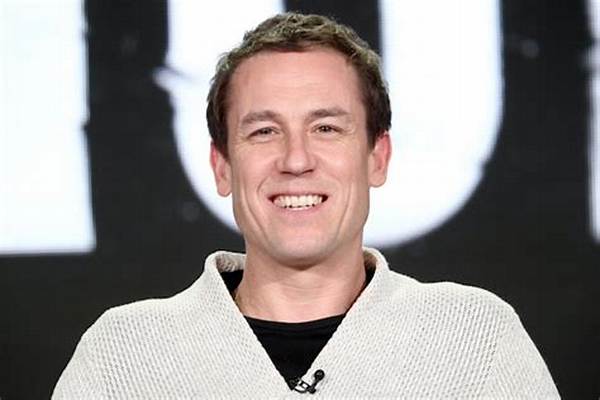 Tobias Menzies – Biography, Facts & Life Story