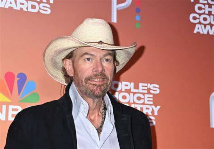 Toby Keith gives update on stomach cancer battle ABC News