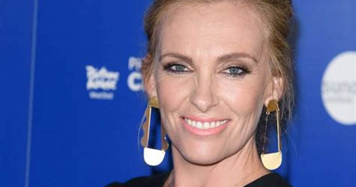 Toni Collette – Biography, Facts & Life Story