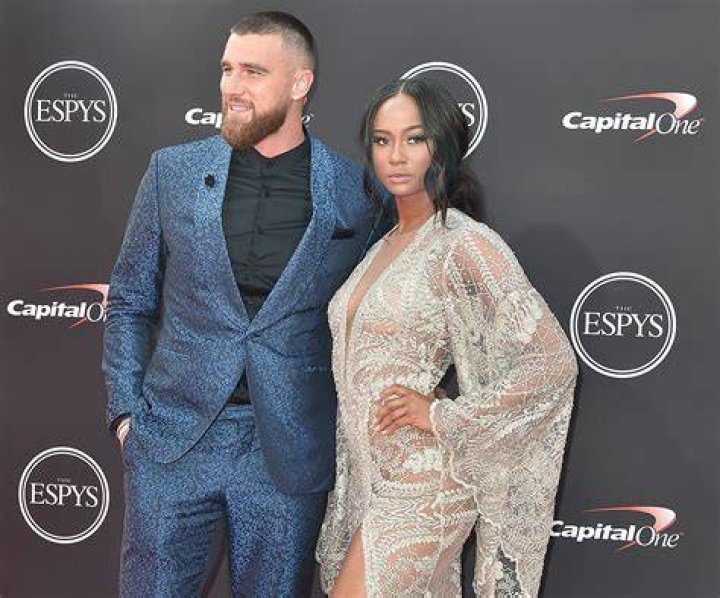 Travis Kelce’s girlfriend Kayla Nicole makes fashion statement on the