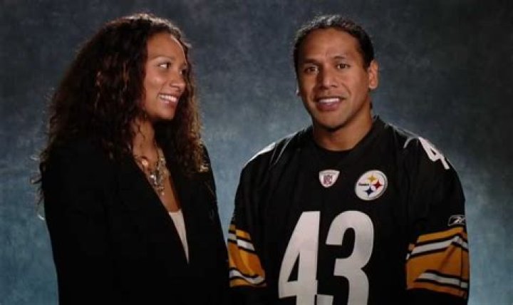 Troy Polamalu & His Wife Enjoy Their Quiet Retirement Life FanBuzz