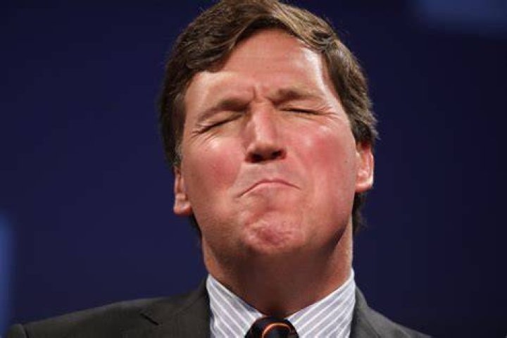 Tucker Carlson Finally Has Reason for &lsquo;Stupid Look&rsquo; Late Night TV