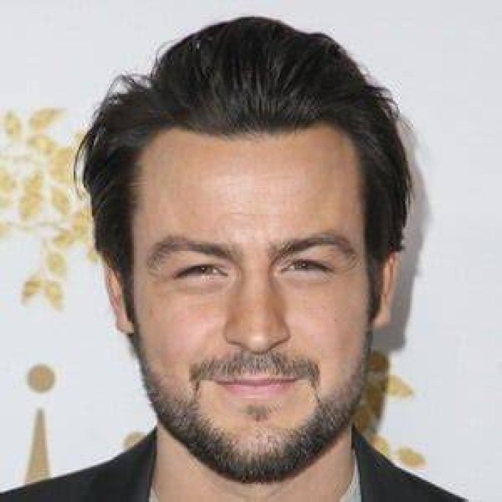 Tyler Hynes Biography, Age, Height, Girlfriendrd mrDustBin