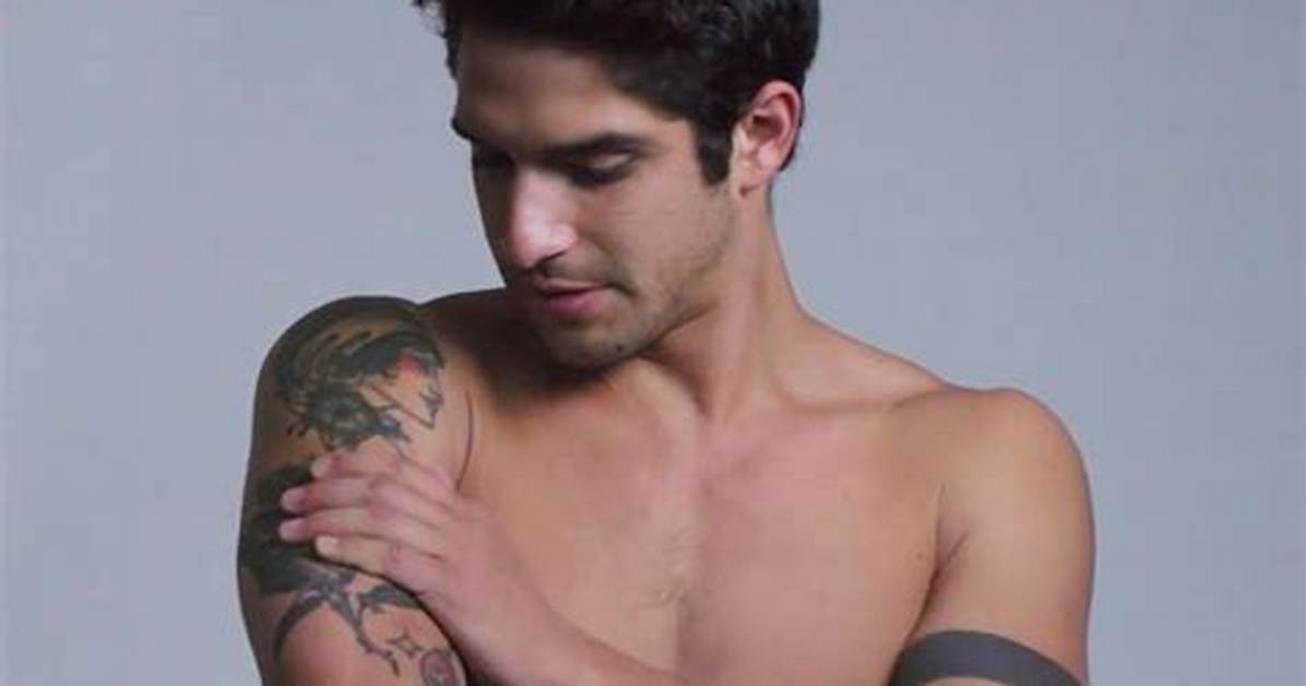 Tyler Posey Adds a New Back Tattoo to His Amazing Body Art Collection