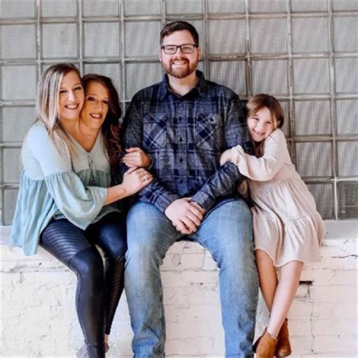 Understanding The Tragic Loss Abby And Brittany Hensel's Cause Of Death