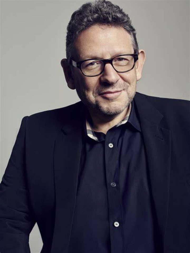 Universal Music CEO Lucian Grainge Applauds 'Historic Year' in Annual
