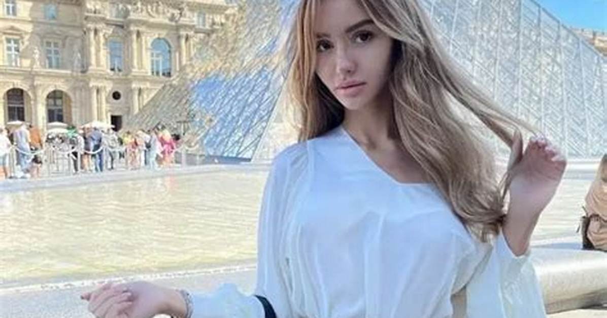 Valenti Vitel-Instagram Star| Net Worth – Age, Height, Career, Wiki & Biography