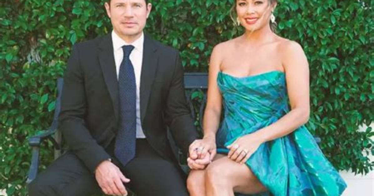 Vanessa Lachey Still Jokingly Fangirls over Ryan Reynolds in Front of Her Husband