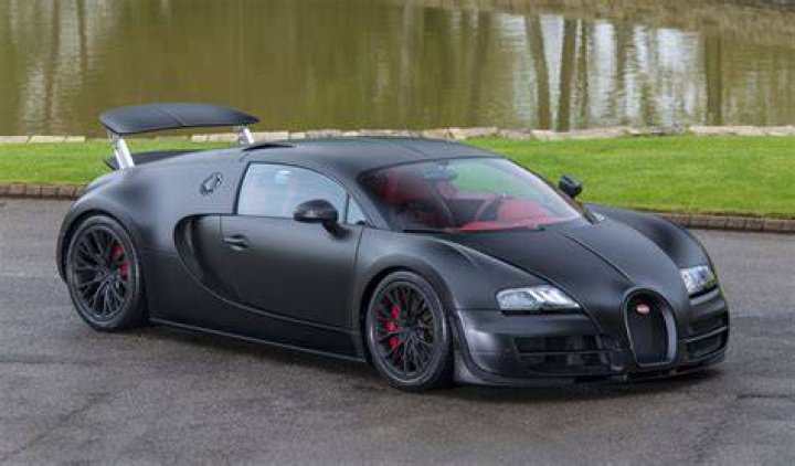 Very Last Bugatti Veyron Super Sport Ever Made is a 1,184HP Matte