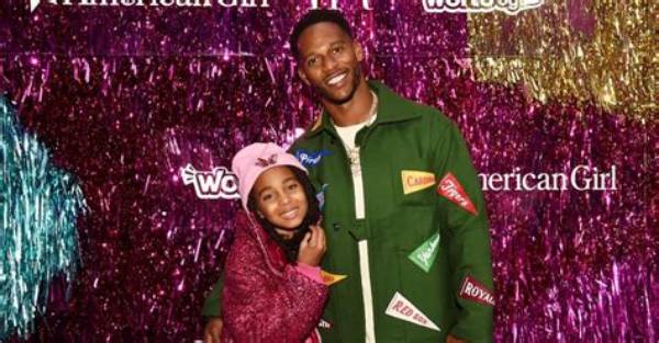 Victor Cruz Reveals His Daughter Is His Mini-Me (Exclusive)