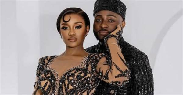 Video Hits Internet as Davido and Chioma Tattoo Each Other’s Names on Fingers with Their Wedding Rings