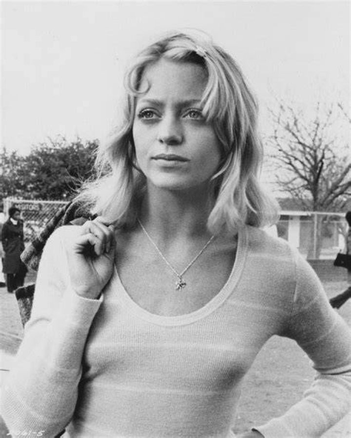 VintagePhotos on Twitter Goldie hawn young, Goldie hawn, Beautiful
