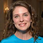 Vivian Howard Chef, Bio, Wiki, Age, Husband, Restaurant, and Net Worth