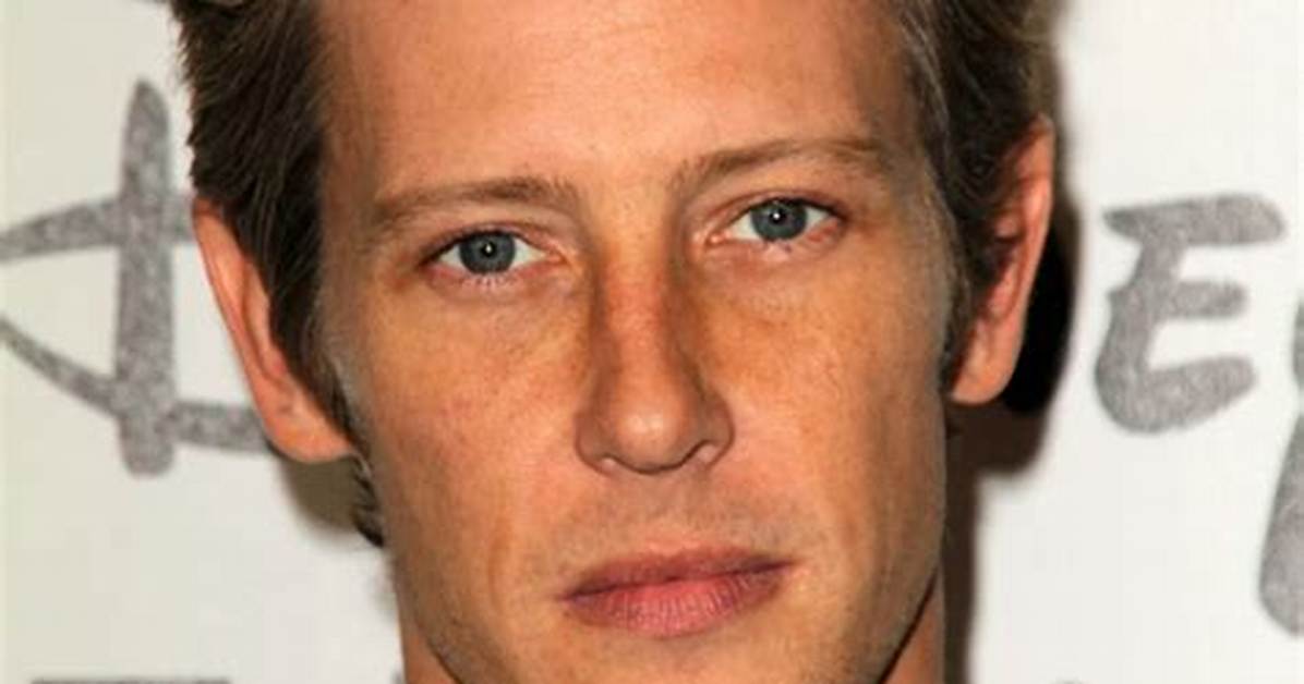 Was Gabriel Mann’s Character in ‘Revenge’ Gay? Gabriel Takes a Look Back