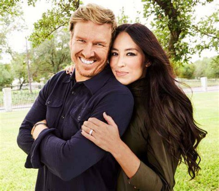 WATCH Chip and Joanna Gaines&rsquo; 12YearOld Son, Drake, Steals the
