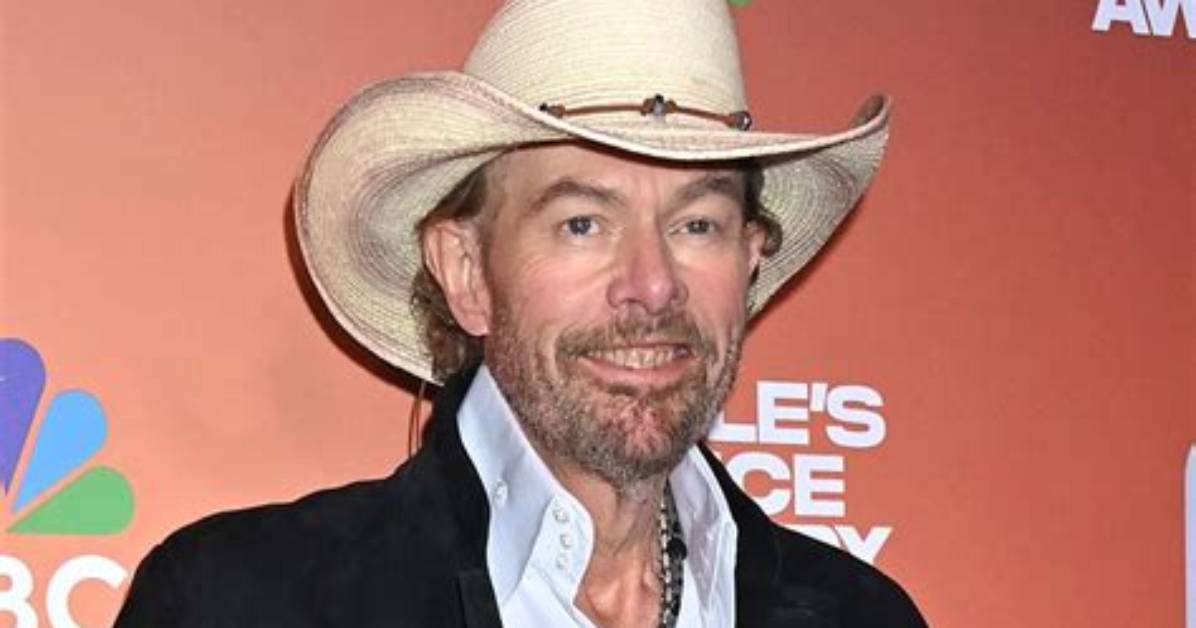 What Happened Between Toby Keith and the Dixie Chicks?