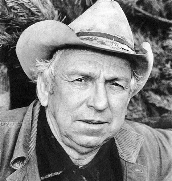 when did slim pickens died