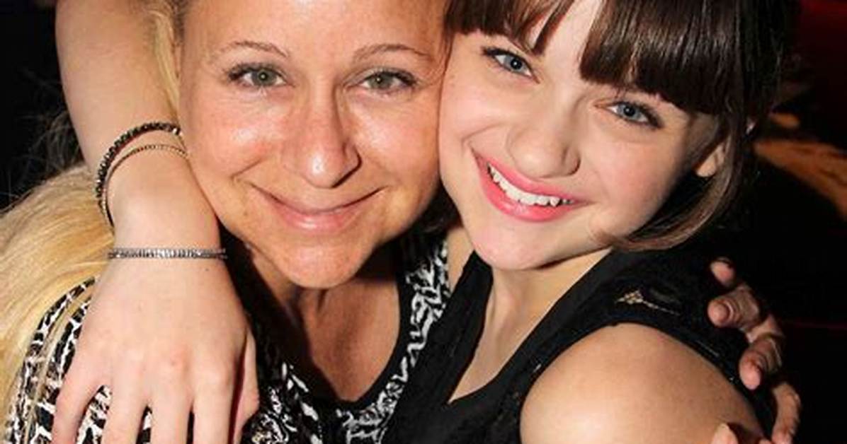 Who Are Joey King Parents, Jamie King and Terry King | Family Ethnicity and Religion
