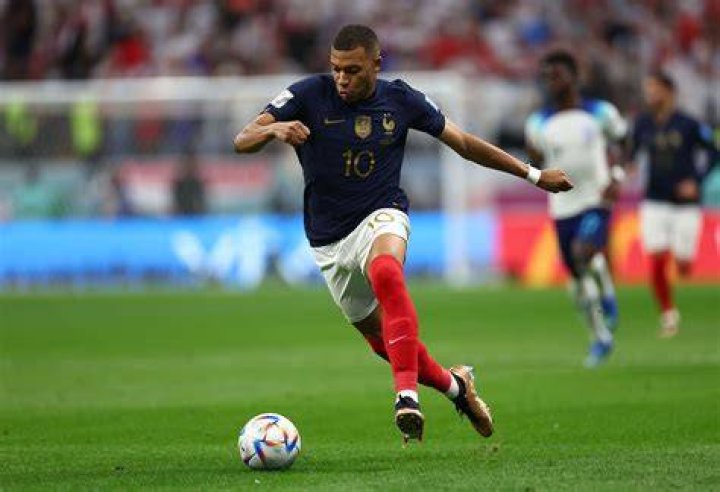 Who are Kylian Mbappe&rsquo;s father and mother? Meet Wilfried Mbappe and