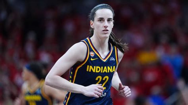 Who is Caitlin Clark's mom, Anne NizziClark? Looking at Iowa guard's